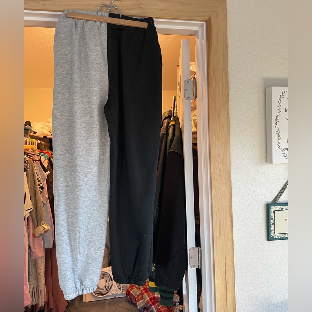 Dual colored sweatpants